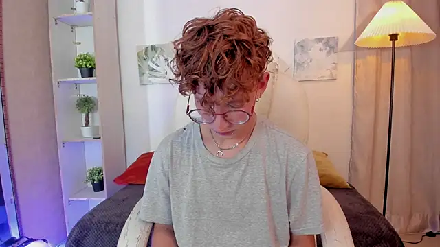 iiangel  online show from December 2, 3:52 am