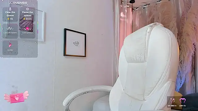 Snapshot of iiangel_ chatting on September 17, 11:45 am iiangel online show from September 17, 11:45 am
