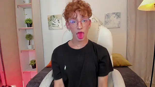 iiangel  online show from November 29, 7:52 am