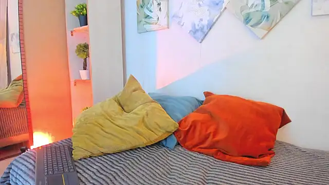 iiangel  online show from January 17, 3:32 am