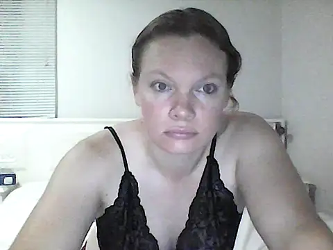redsparrowXxXx online show from February 21, 6:48 pm