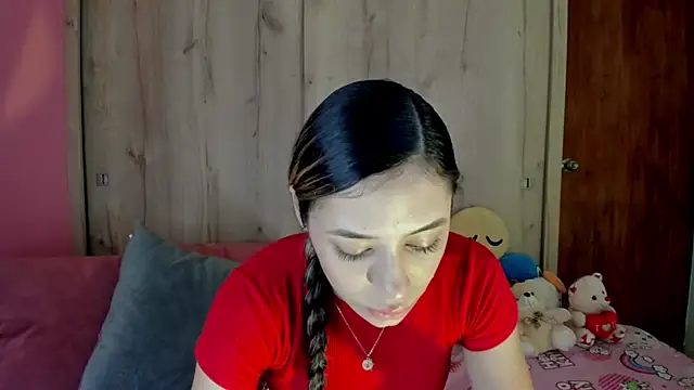 Snapshot of TANIA_06 chatting on June 17, 1:21 pm TANIA 06 online show from June 17, 1:21 pm
