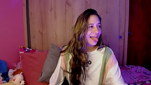Snapshot of TANIA_06 chatting on June 7, 1:16 pm TANIA 06 online show from June 7, 1:16 pm