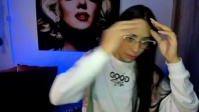 TANIA 06 online show from November 23, 1:10 pm