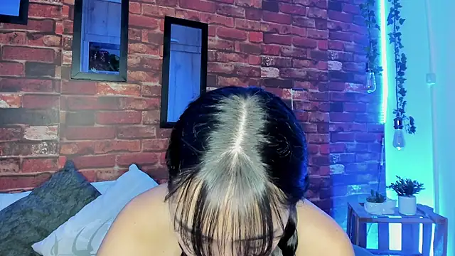 TANIA 06 online show from September 14, 1:22 pm