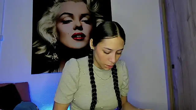 TANIA 06 online show from October 25, 1:23 pm