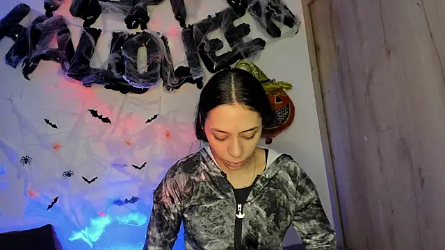 TANIA 06 online show from November 1, 1:16 pm