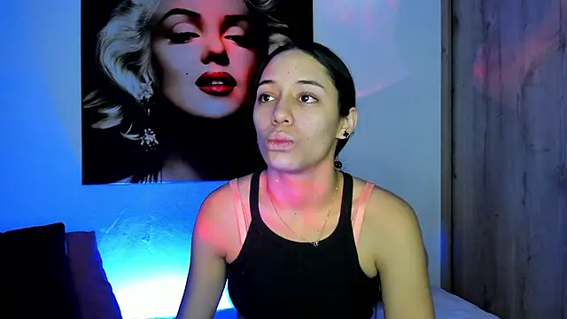 TANIA 06 online show from December 1, 1:01 pm