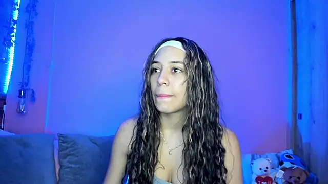 Snapshot of TANIA_06 chatting on February 5, 1:18 pm TANIA 06 online show from February 5, 1:18 pm