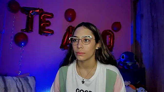 Snapshot of TANIA_06 chatting on February 25, 1:11 pm TANIA 06 online show from February 25, 1:11 pm