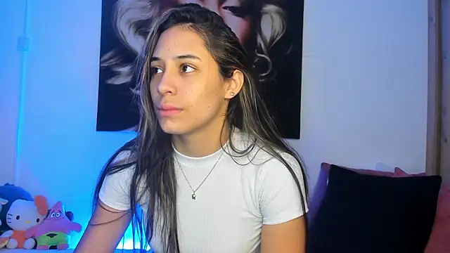 Snapshot of TANIA_06 chatting on January 18, 1:25 pm TANIA 06 online show from January 18, 1:25 pm