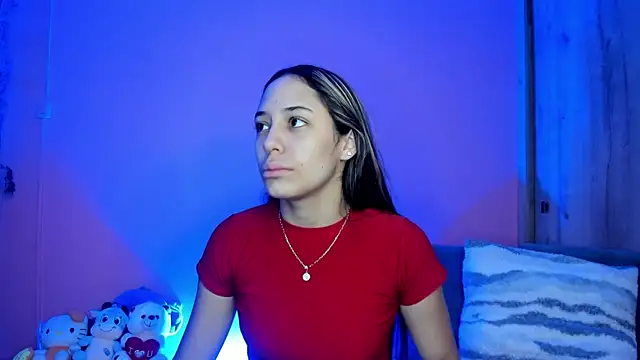 Snapshot of TANIA_06 chatting on February 9, 1:20 pm TANIA 06 online show from February 9, 1:20 pm