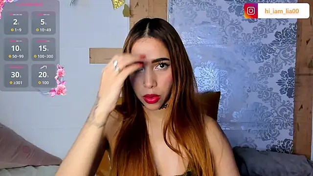 LiaHansson online show from December 4, 4:50 pm