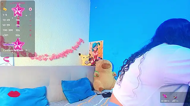 Snapshot of Vicky_Miller_05 chatting on September 26, 8:16 pm Vicky Miller 05 online show from September 26, 8:16 pm