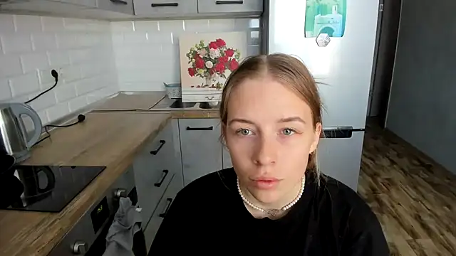 Snapshot of AnnNorriss chatting on October 20, 10:38 am AnnNorriss online show from October 20, 10:38 am