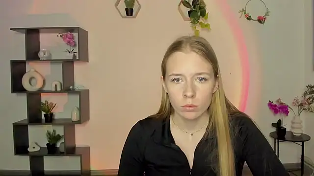 Snapshot of AnnNorriss chatting on March 10, 4:14 pm AnnNorriss online show from March 10, 4:14 pm