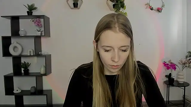 Snapshot of AnnNorriss chatting on March 6, 1:57 pm AnnNorriss online show from March 6, 1:57 pm