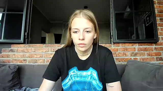 Snapshot of AnnNorriss chatting on September 25, 3:07 pm AnnNorriss online show from September 25, 3:07 pm