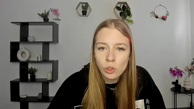 Snapshot of AnnNorriss chatting on February 27, 1:49 pm AnnNorriss online show from February 27, 1:49 pm