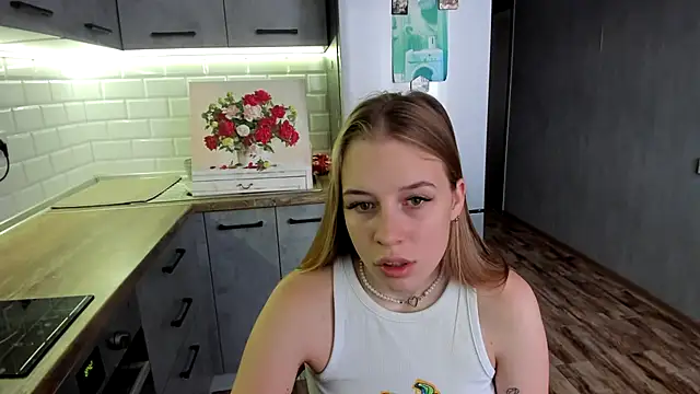 AnnNorriss online show from December 2, 6:48 am