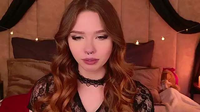 Sierra Fane online show from March 21, 11:45 pm