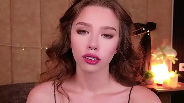 Sierra Fane online show from September 19, 5:55 am