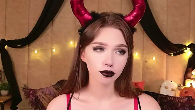 Sierra Fane online show from October 31, 6:10 am