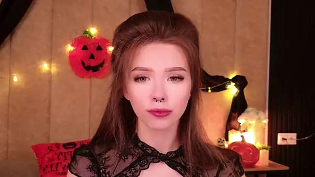 Sierra Fane online show from October 26, 6:03 am