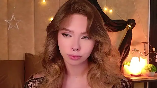 Sierra Fane online show from April 13, 11:03 am