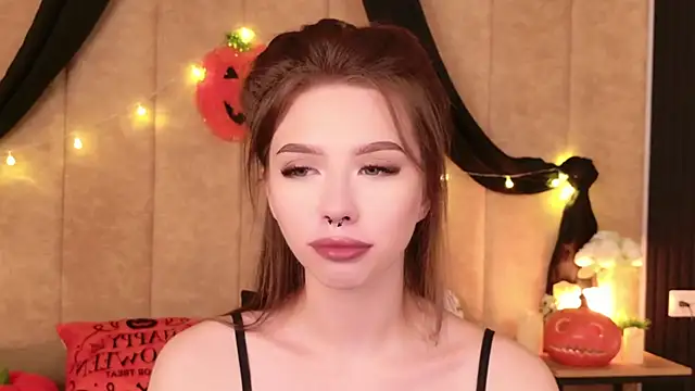 Sierra Fane online show from October 24, 6:12 am