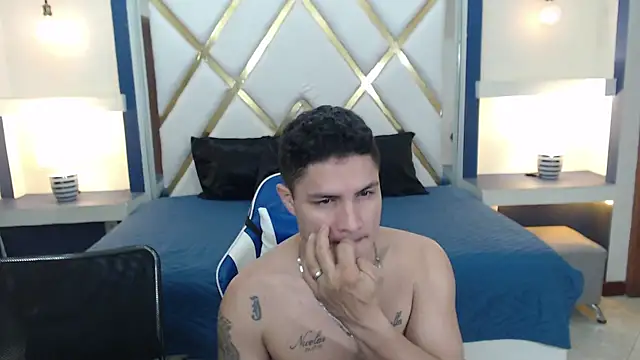 Snapshot of SaraClub_JY chatting on December 18, 12:27 am SaraClub JY online show from December 18, 12:27 am