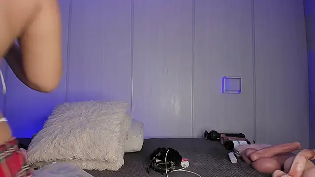 sasha riverss online show from April 10, 7:21 pm