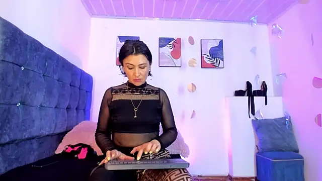 lilith catt online show from March 17, 7:58 pm
