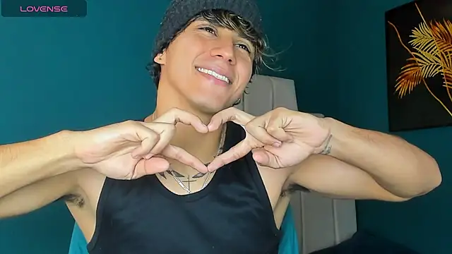 Snapshot of Allex_Cano chatting on September 28, 11:12 pm Allex Cano online show from September 28, 11:12 pm