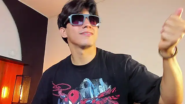 Allex Cano online show from April 15, 5:50 pm