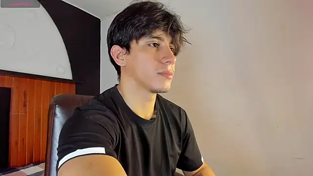 Allex Cano online show from March 2, 8:38 pm