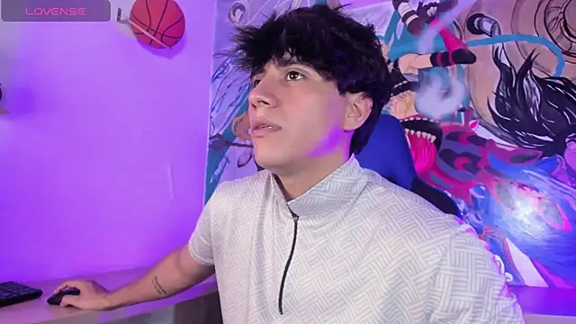 Allex Cano online show from March 18, 7:37 pm