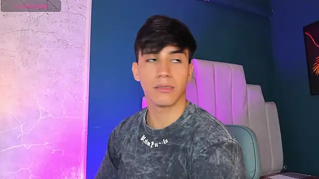 Allex Cano online show from December 16, 3:44 am