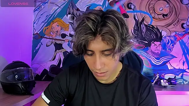 Snapshot of Allex_Cano chatting on September 19, 6:45 pm Allex Cano online show from September 19, 6:45 pm