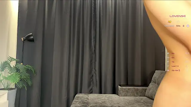 Nerdy Amy online show from October 8, 3:46 pm