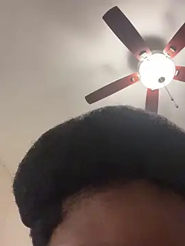 Snapshot of Deshay30 chatting on February 14, 11:49 pm Deshay30 online show from February 14, 11:49 pm