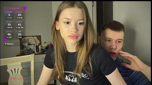 Snapshot of griwkaaa chatting on March 3, 7:17 pm griwkaaa online show from March 3, 7:17 pm