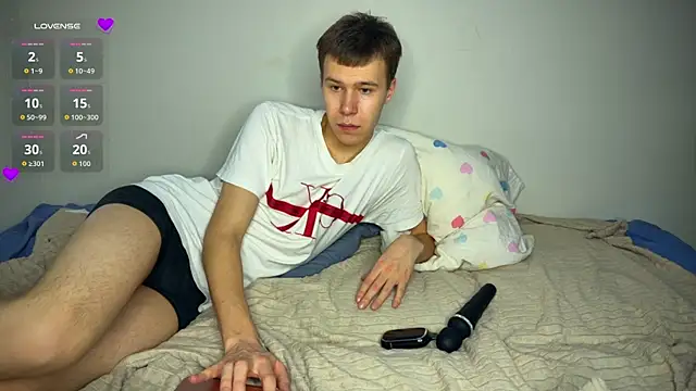 Snapshot of griwkaaa chatting on December 2, 9:05 pm griwkaaa online show from December 2, 9:05 pm