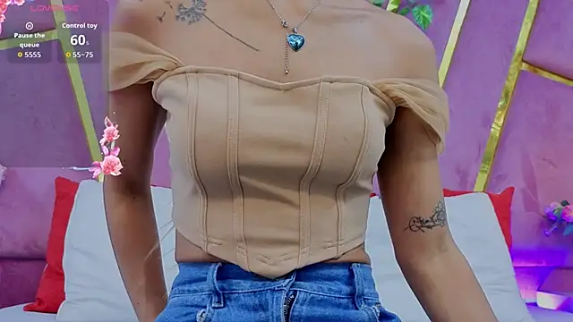 EmmyCortez online show from December 4, 11:53 am