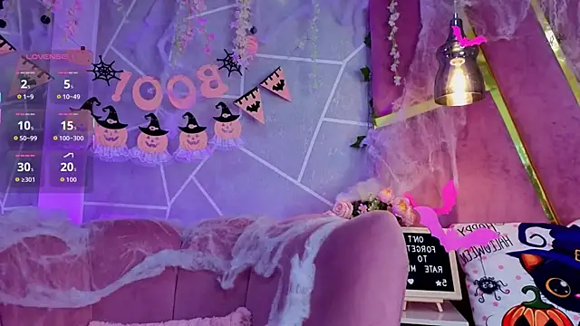 Snapshot of EmmyCortez chatting on October 27, 11:44 am EmmyCortez online show from October 27, 11:44 am