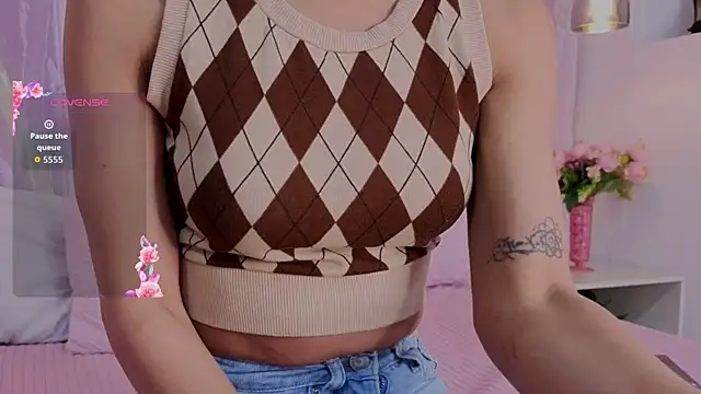 Snapshot of EmmyCortez chatting on February 26, 12:16 pm EmmyCortez online show from February 26, 12:16 pm