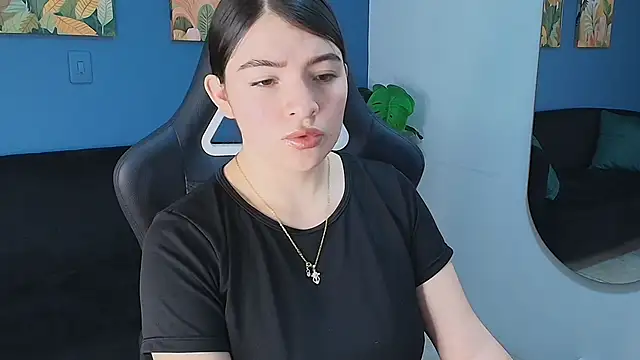 Snapshot of Zamira_Taylor chatting on November 29, 3:50 am Zamira Taylor online show from November 29, 3:50 am