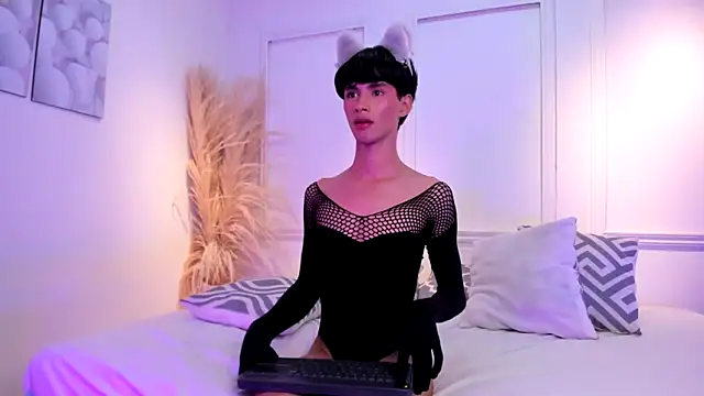 luna stanford online show from March 18, 9:01 am