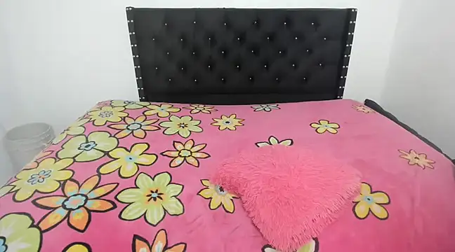 Babylatinhot11 online show from March 8, 1:14 pm
