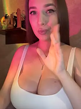 JustYourBride online show from December 4, 11:04 pm